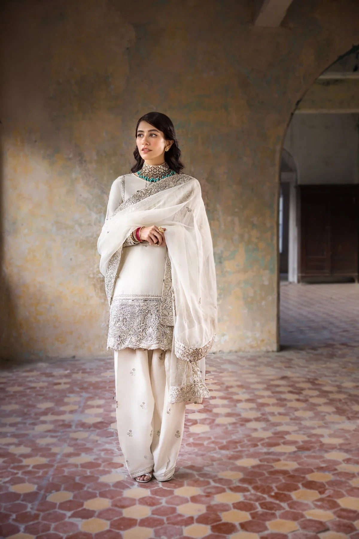 Erum Khan - Ivory