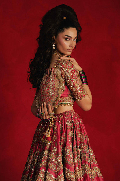 AFA - M N R - Gul Badan - 065