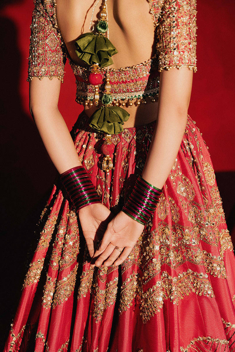 AFA - M N R - Gul Badan - 065