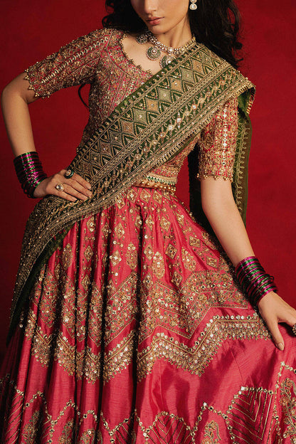 AFA - M N R - Gul Badan - 065