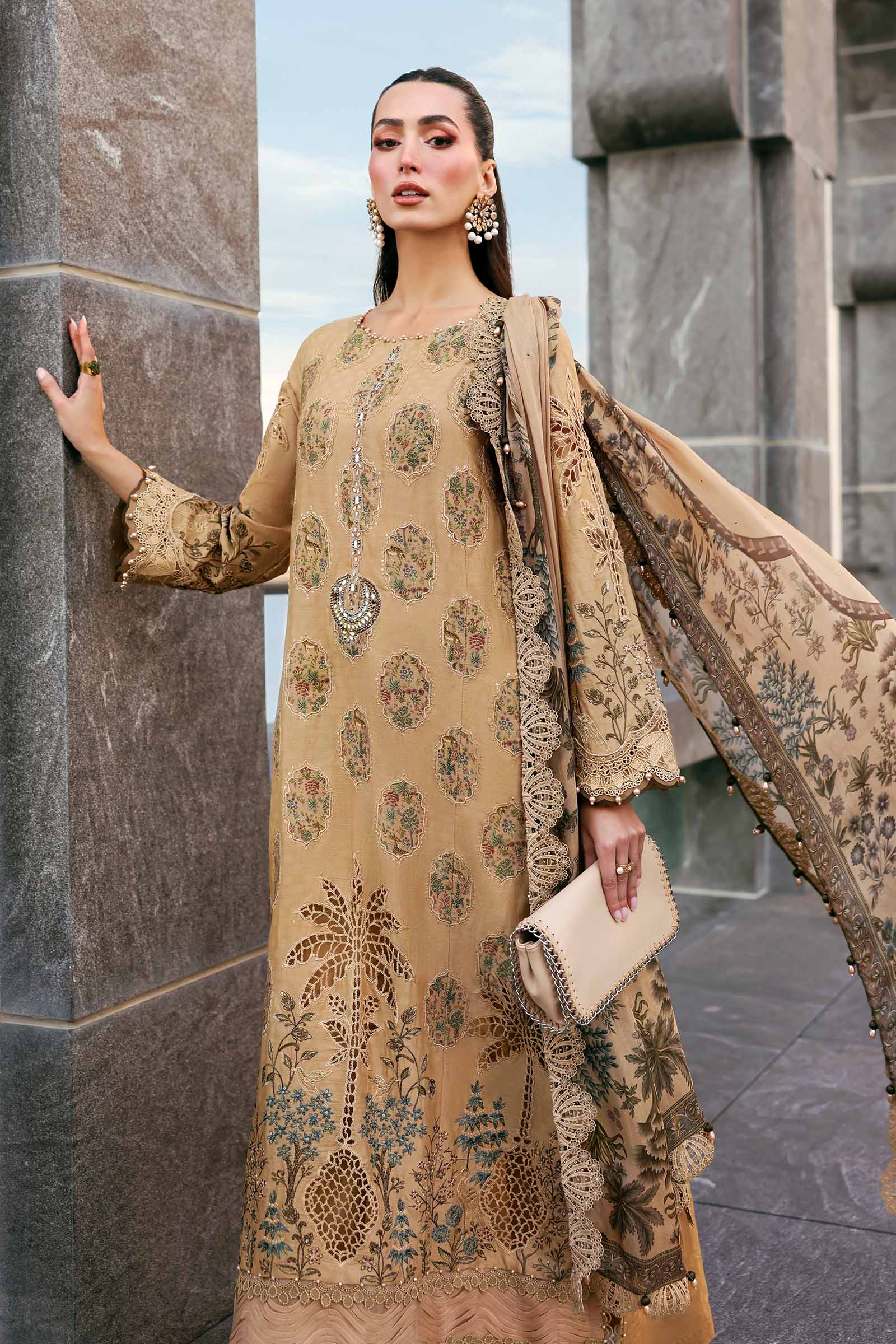 AFA - Maria.B - Luxury Lawn Unstitched Embroidered 3Pc D-2605-A - 245