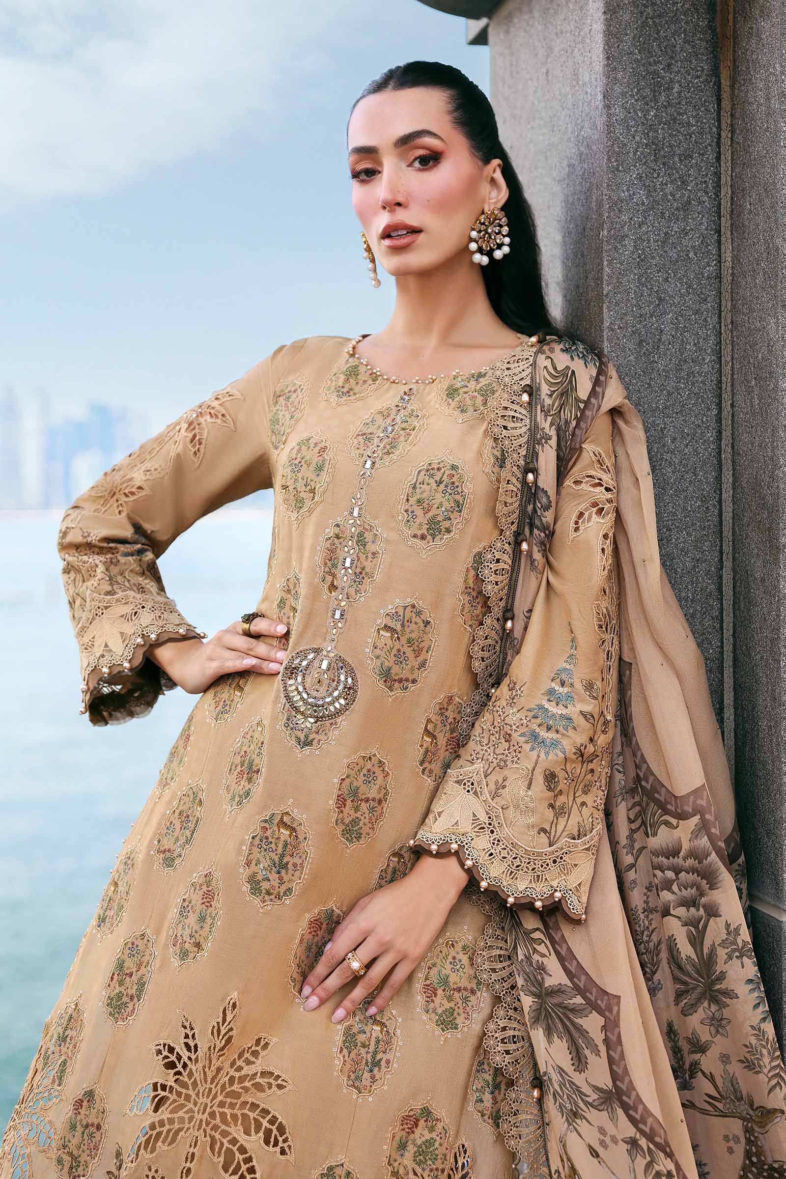 AFA - Maria.B - Luxury Lawn Unstitched Embroidered 3Pc D-2605-A - 245