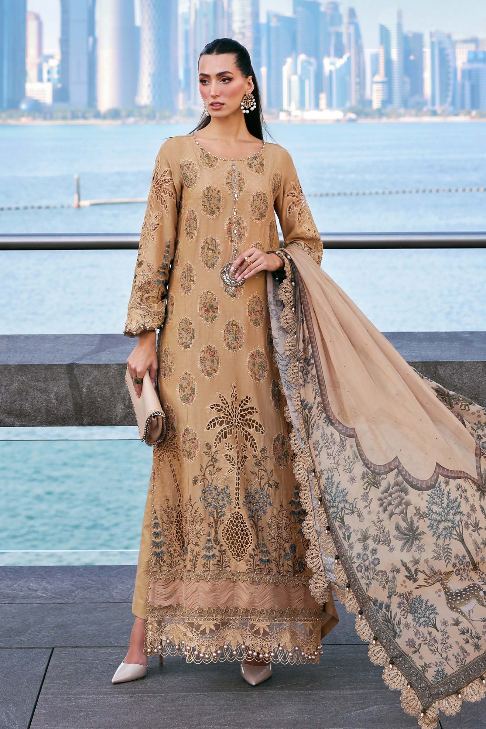 AFA - Maria.B - Luxury Lawn Unstitched Embroidered 3Pc D-2605-A - 245