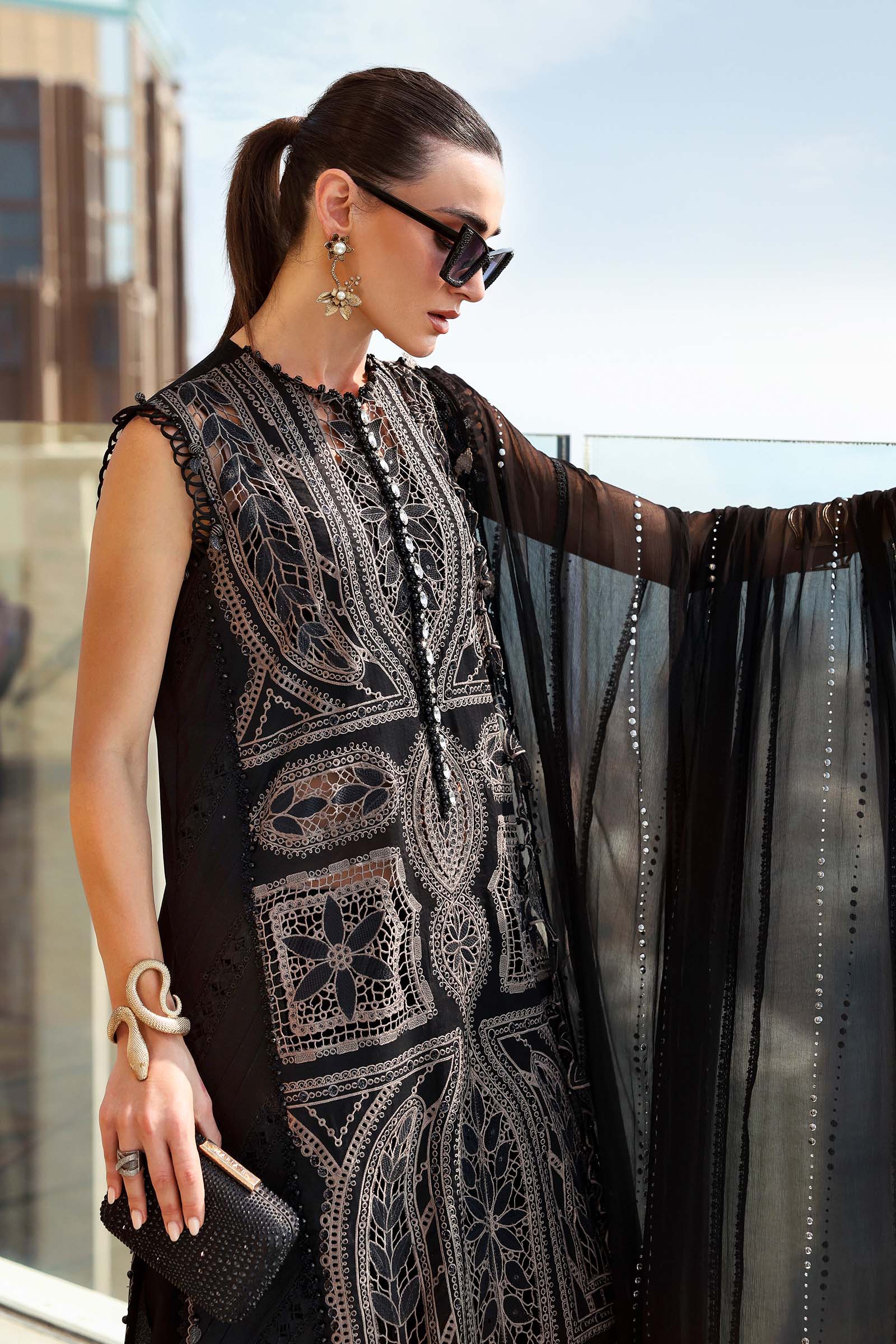AFA - Maria.B - Luxury Lawn Unstitched Embroidered 3Pc D-2608-B - 246