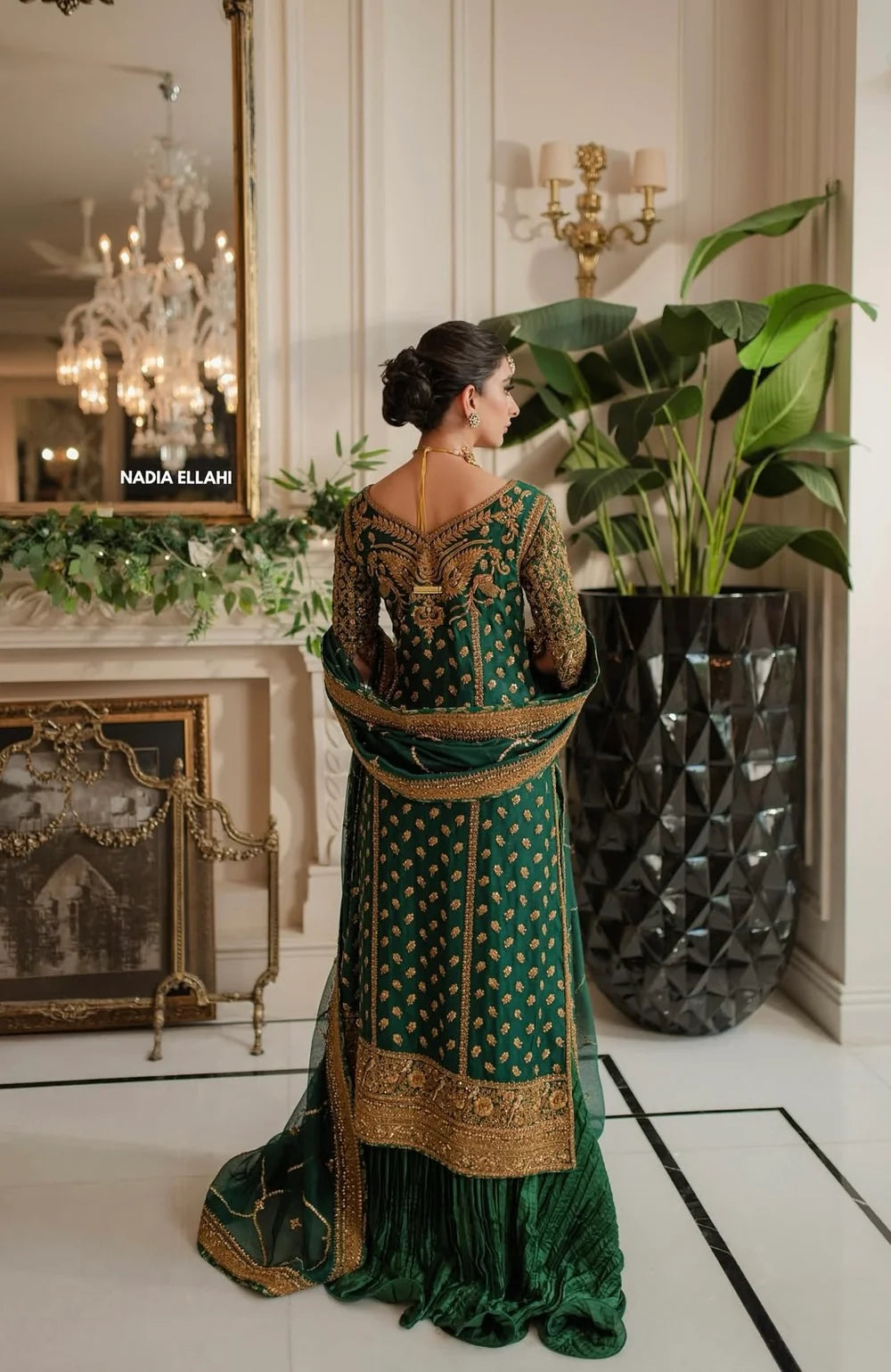 AFA - NADIA ELLAHI - Mehrunissa - 221