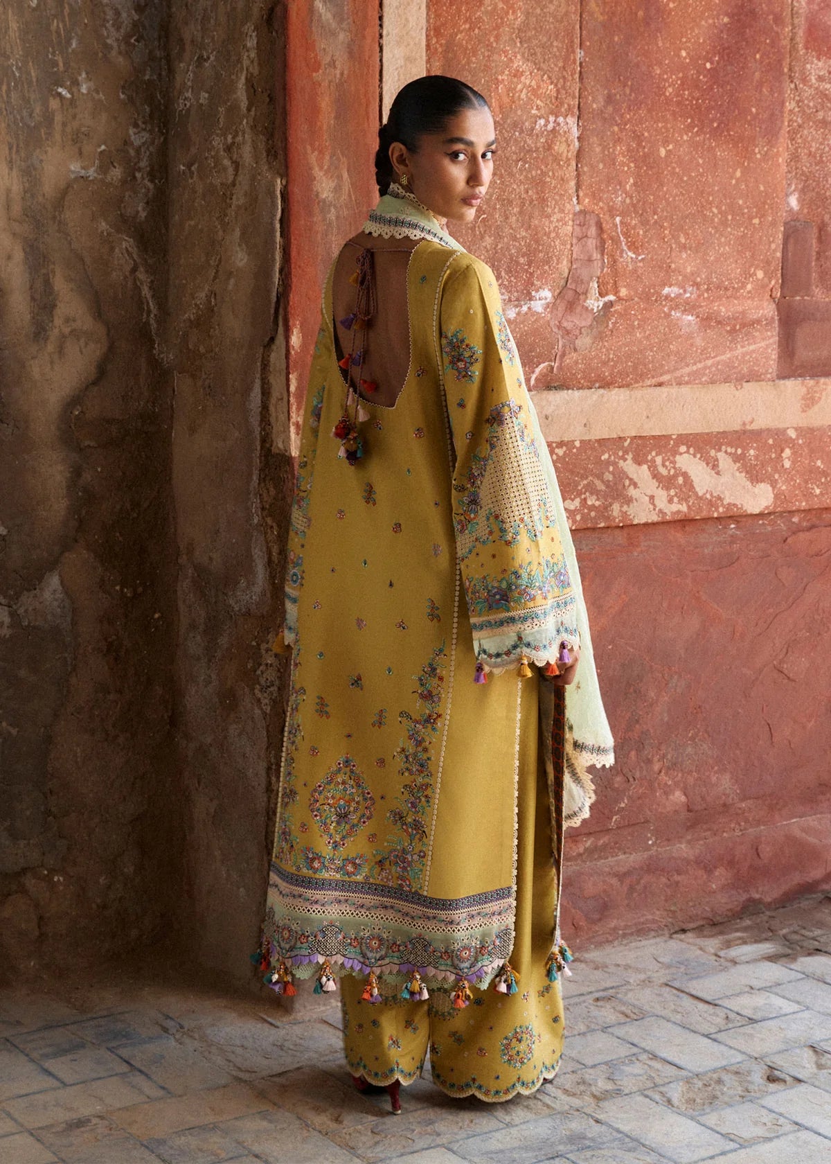 AFA - HUSSAIN REHAR LAWN  - Sari - 156