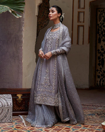 Faiza Saqlain - Dila